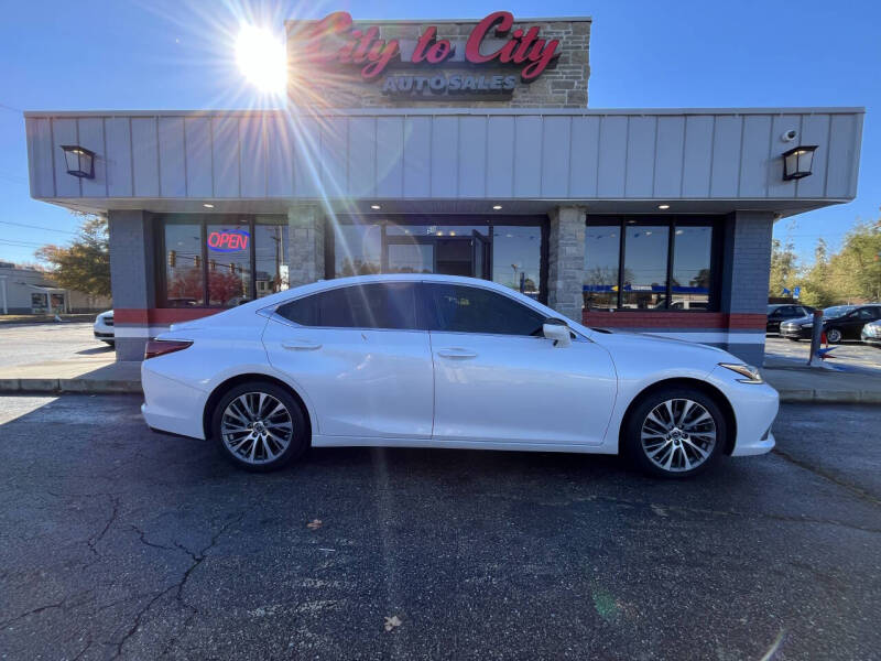 2019 Lexus ES 350's photo