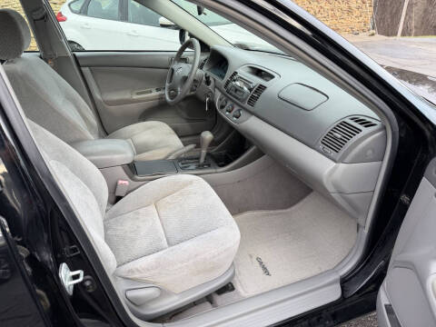 2003 Toyota Camry LE