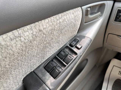 2003 Toyota Corolla LE