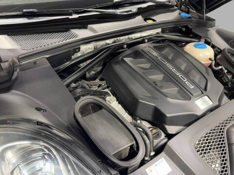 2017 Porsche Macan S