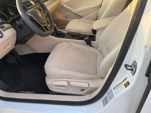 2017 Volkswagen Passat 1.8T S