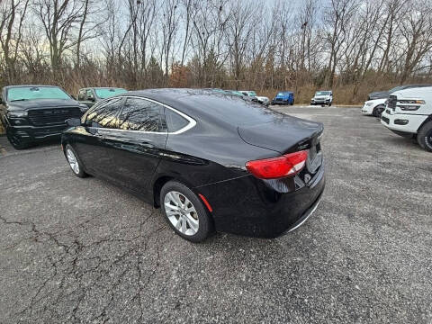 2016 Chrysler 200 Limited