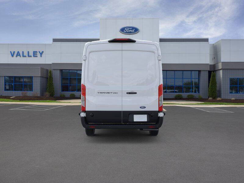 2026 Ford Transit 250