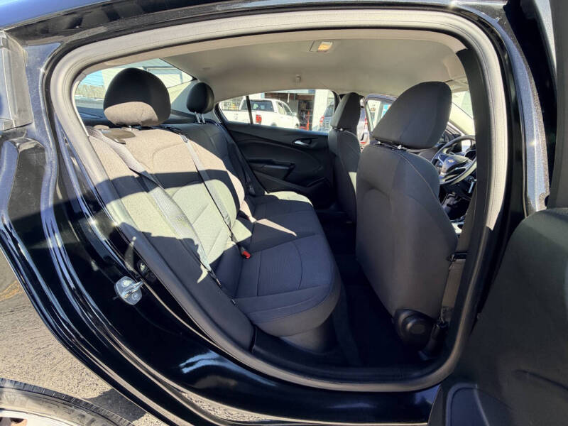 2018 Chevrolet Cruze LS Auto