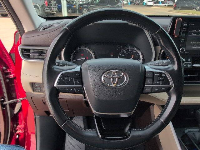 2021 Toyota Highlander XLE