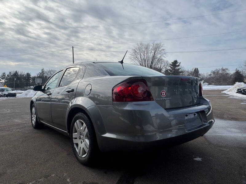 2013 Dodge Avenger SE