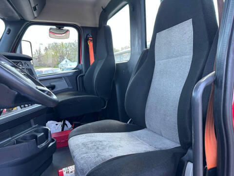 2019 Freightliner Cascadia