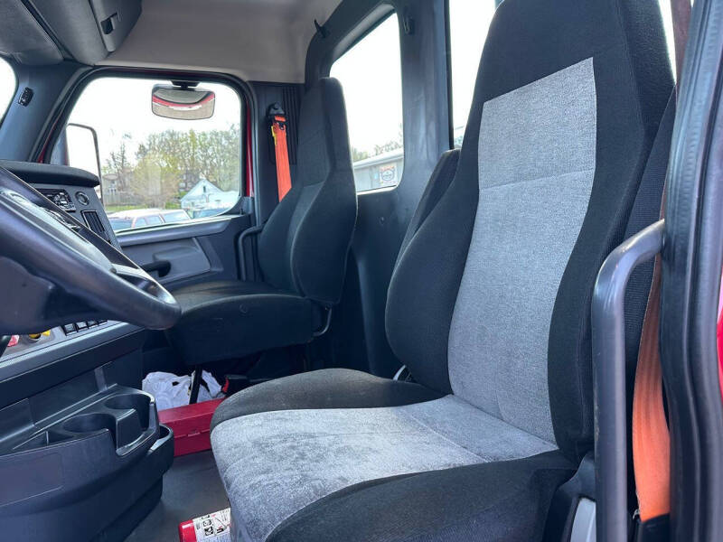 2019 Freightliner Cascadia