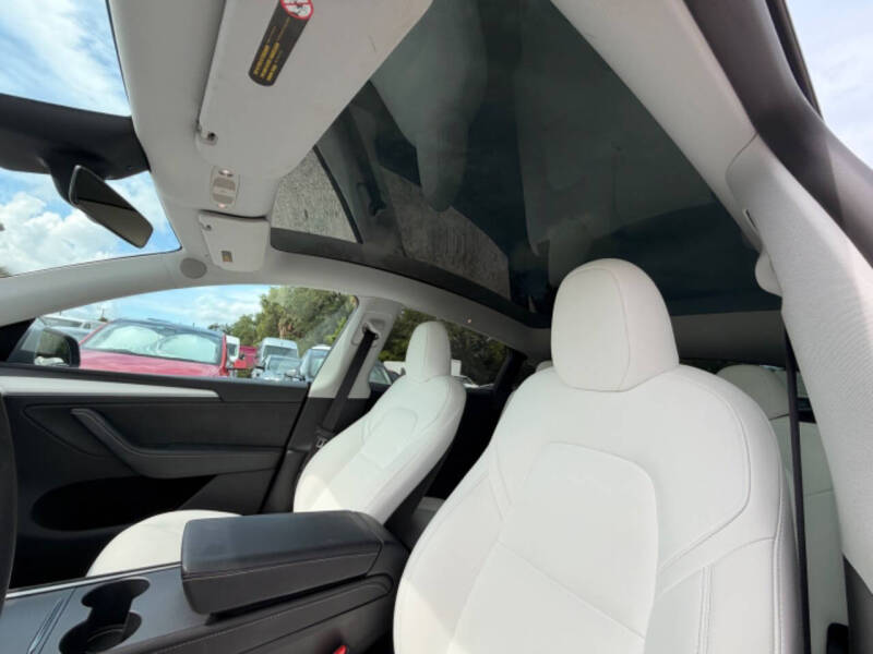 2024 Tesla Model Y Long Range