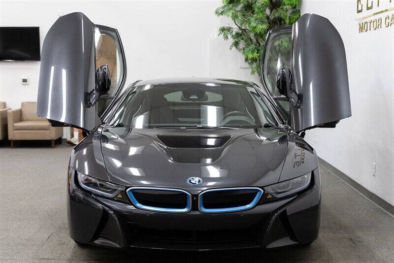2016 BMW i8