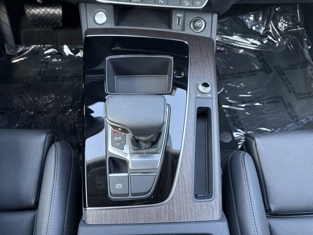 2024 Audi Q5 e quattro S line Premium 55 TFSI