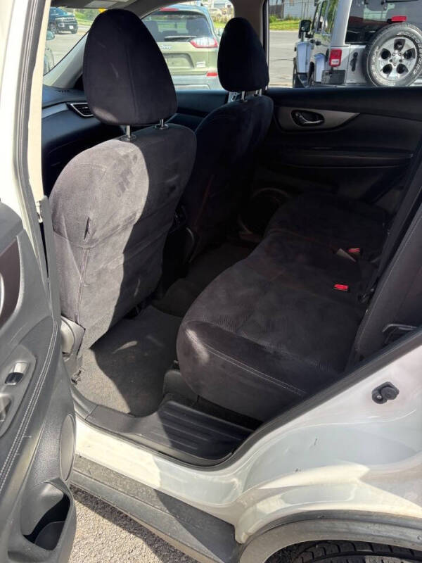 2016 Nissan Rogue S
