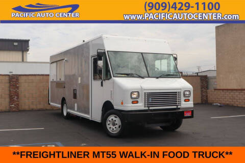 2016 Freightliner MT55 Chassis