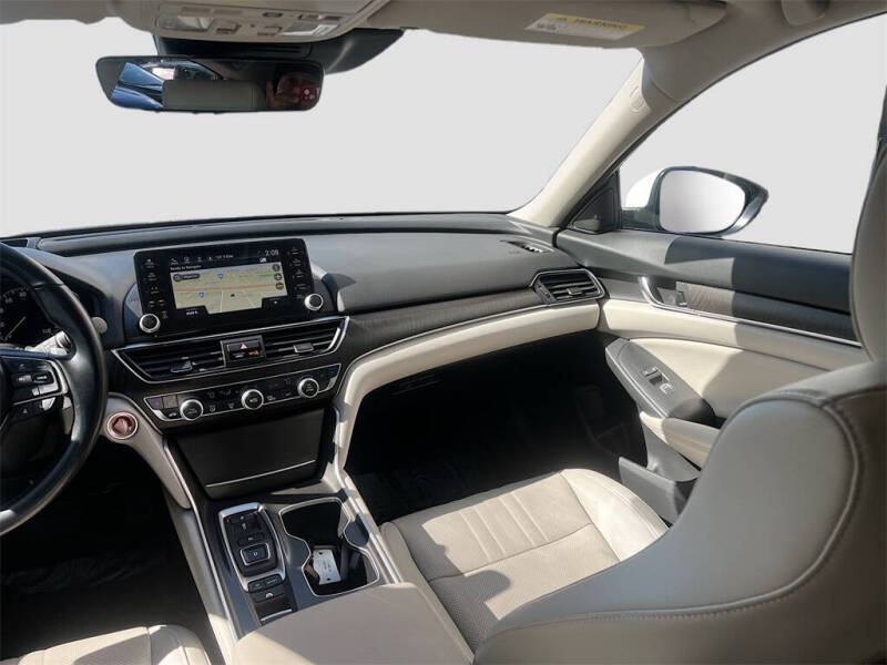 2022 Honda Accord Hybrid Touring