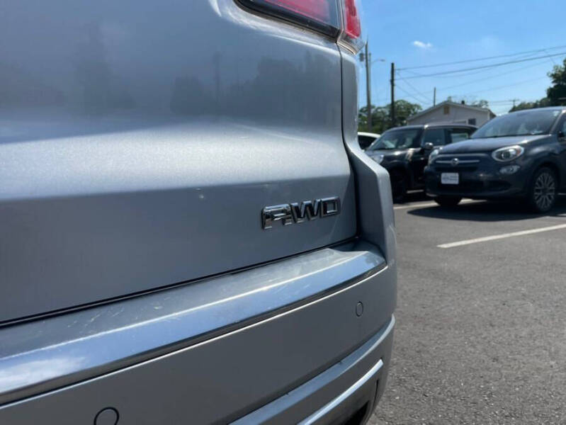 2015 GMC Acadia Denali