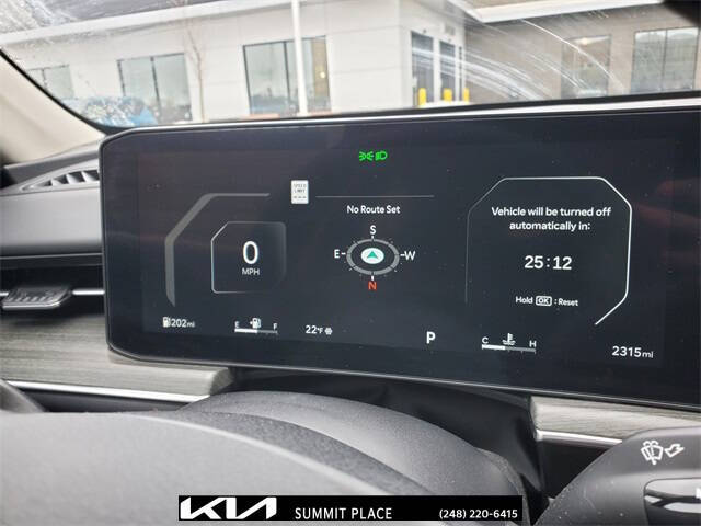 2025 Kia K5 EX