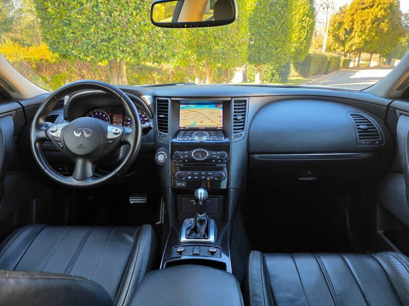 2013 Infiniti FX37