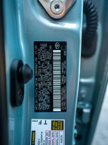 2020 Toyota Prius LE AWD-e