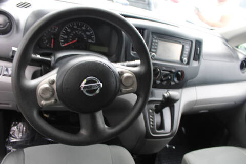 2017 Nissan NV200