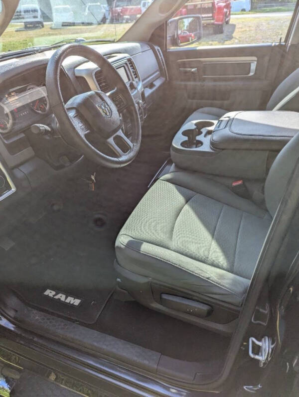 2019 RAM 1500 Classic SLT