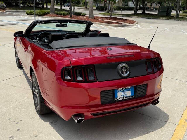 2013 Ford Mustang V6 Premium
