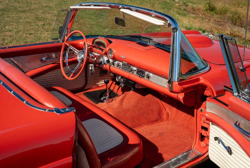 1956 Ford Thunderbird