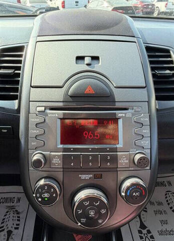 2011 Kia Soul +