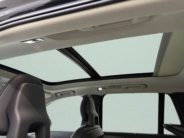 2021 Volvo XC90 Recharge T8 Inscription 6P