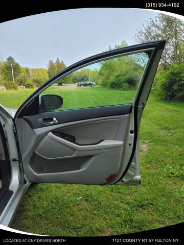 2011 Kia Optima EX Turbo