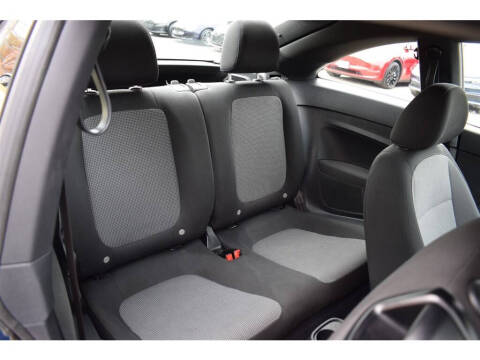 2018 Volkswagen Beetle 2.0T Coast