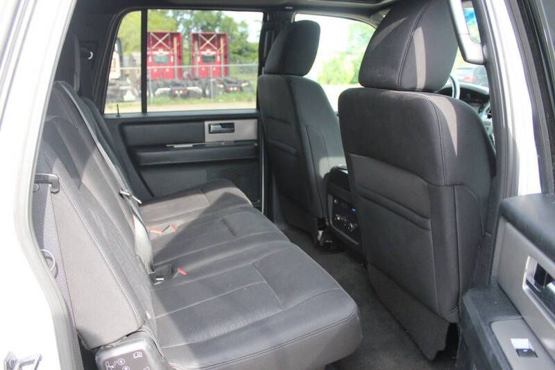 2017 Ford Expedition EL XLT