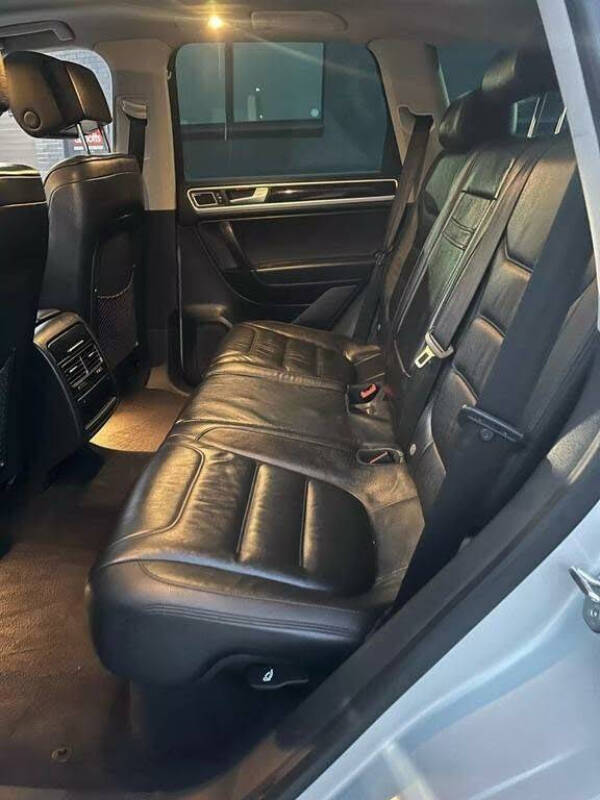 2014 Volkswagen Touareg V6 Executive