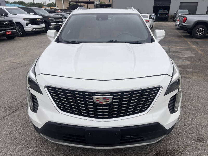 Used 2019 Cadillac XT4 Premium Luxury with VIN 1GYFZCR45KF133712 for sale in Garland, TX