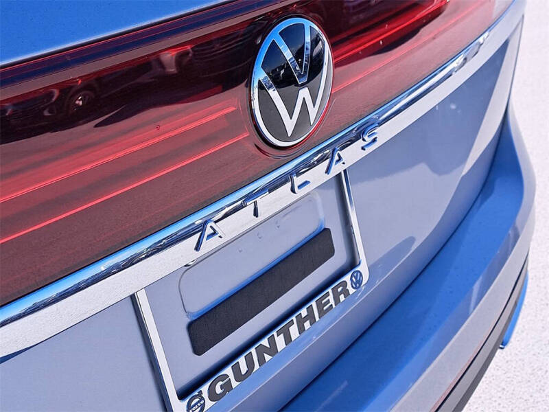 2026 Volkswagen Atlas SE