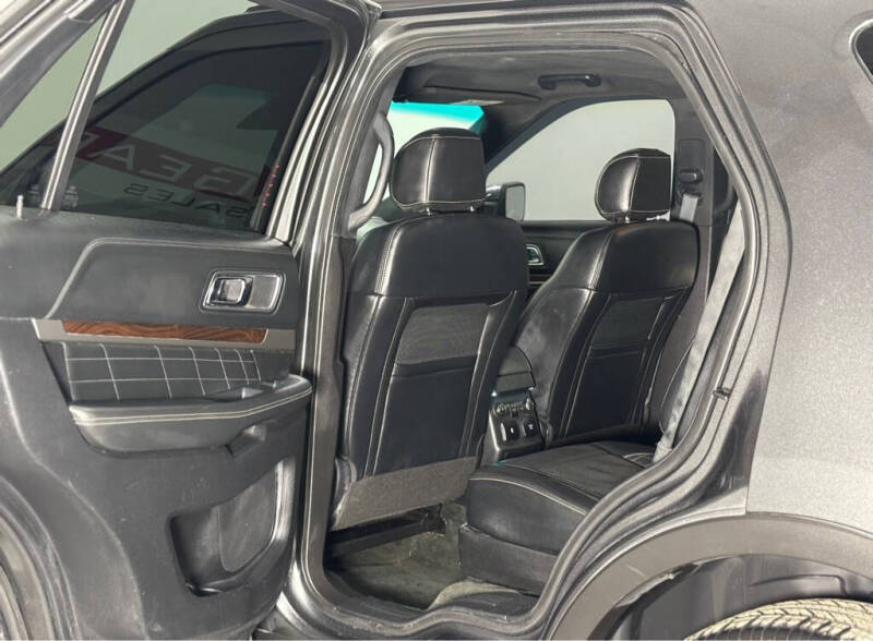 2016 Ford Explorer Platinum