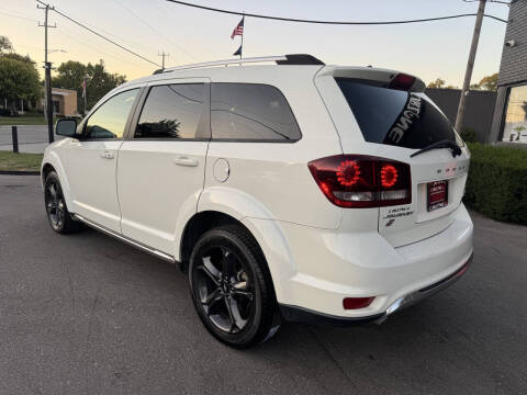 2019 Dodge Journey Crossroad