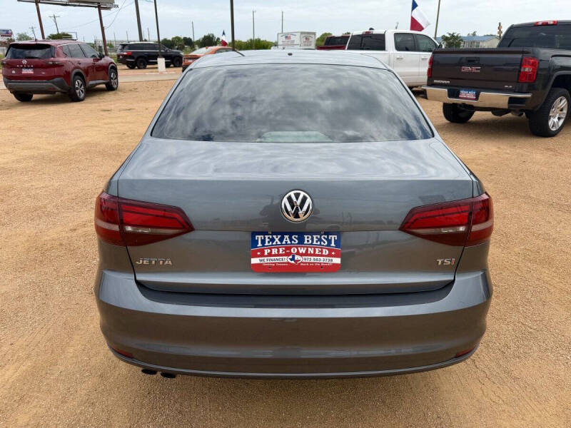 2016 Volkswagen Jetta