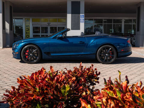 2022 Bentley Continental GTC V8