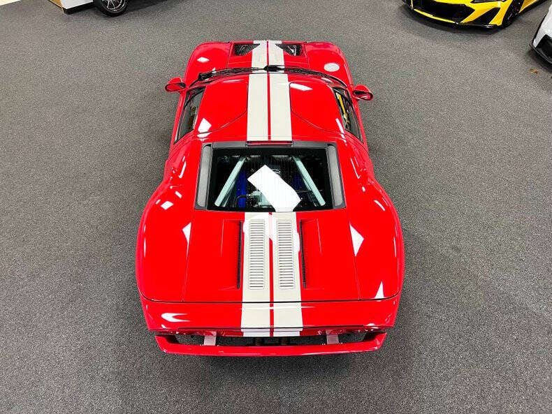 2005 Ford GT