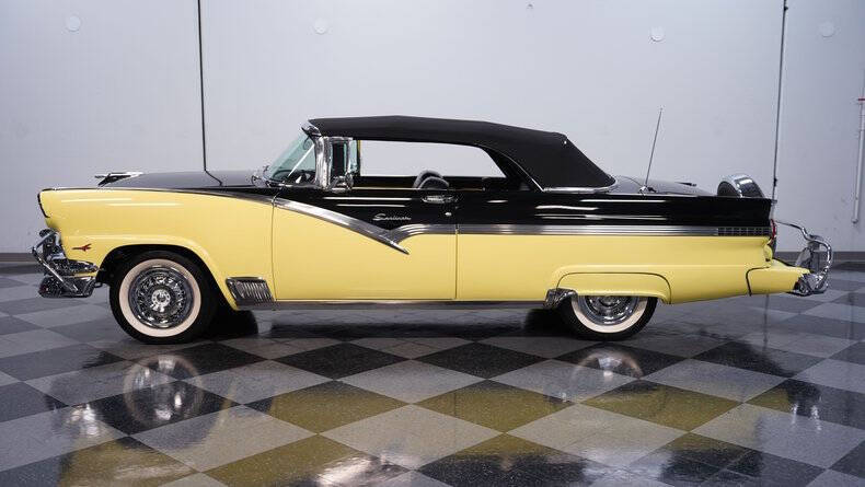 1956 Ford Fairlane