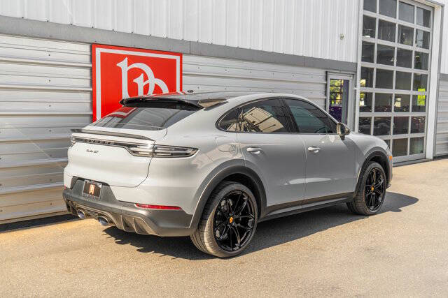 2023 Porsche Cayenne 43