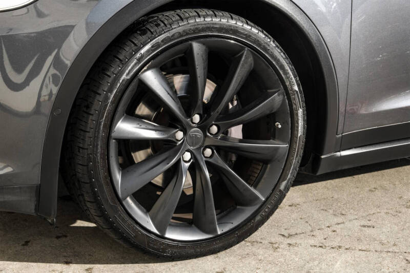 2018 Tesla Model X 75D