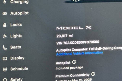 2023 Tesla Model X Standard Range