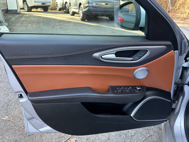 2018 Alfa Romeo Giulia Ti