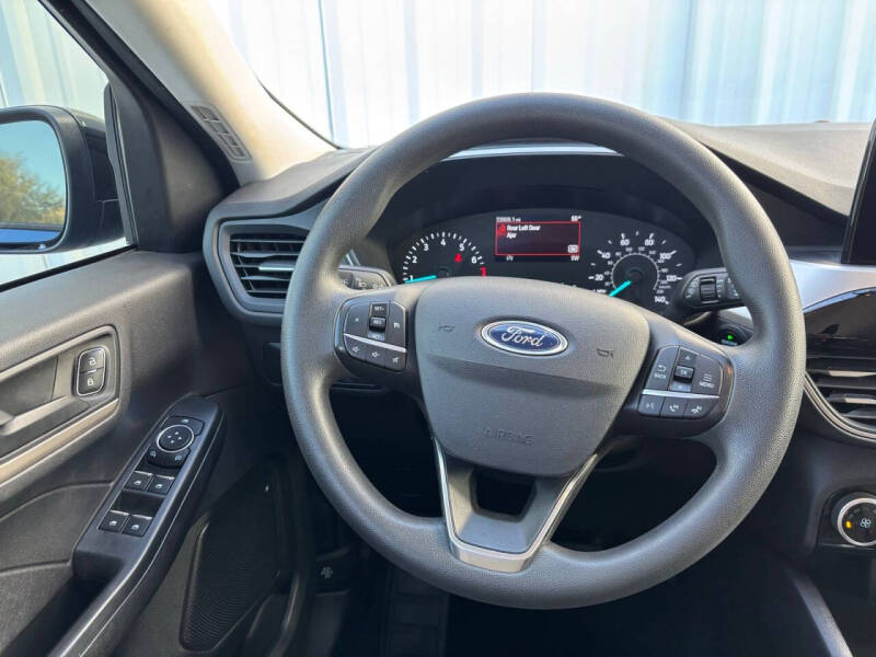 2022 Ford Escape SE