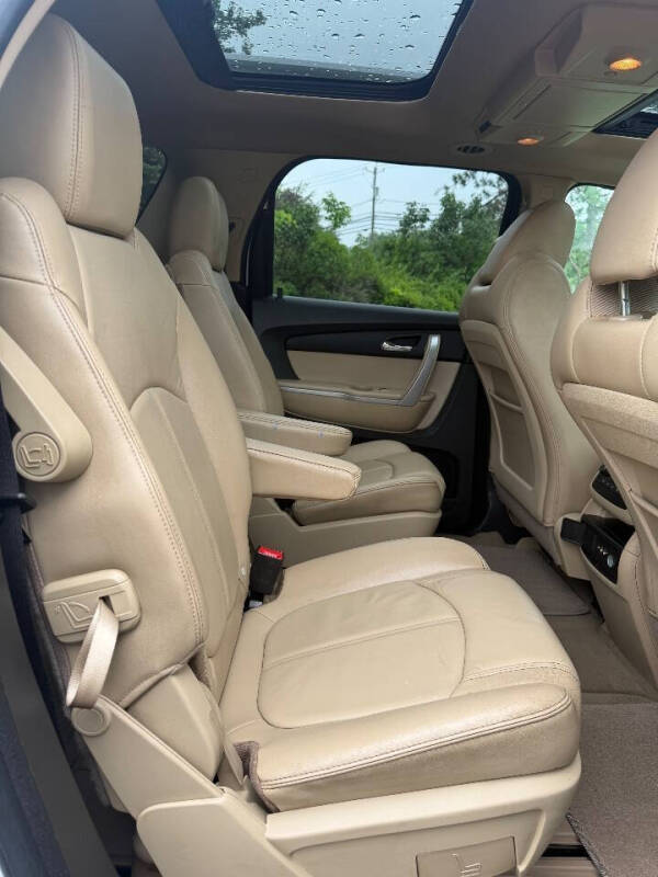 2011 GMC Acadia SLT-1