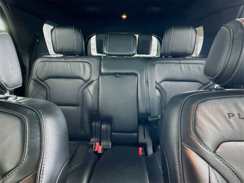 2017 Ford Explorer Platinum