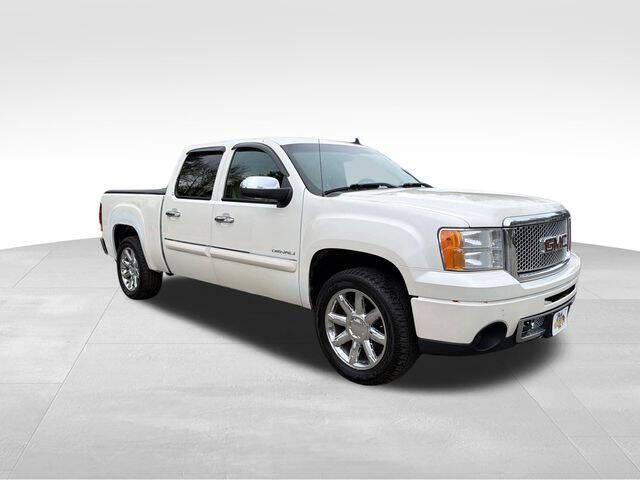 2012 GMC Sierra 4WD Crew Cab Short Box's photo