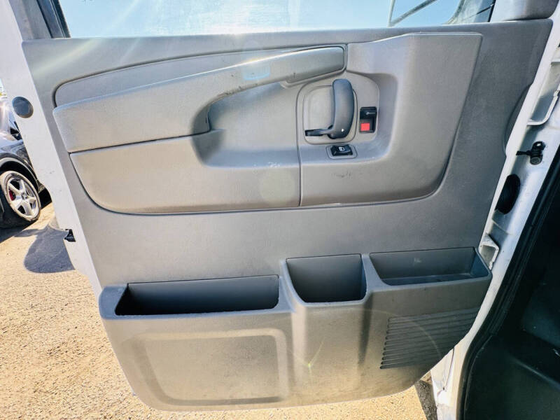 2013 Chevrolet Express 2500