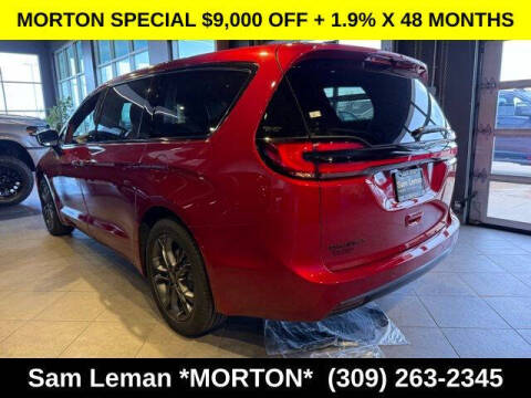 2026 Chrysler Pacifica Select